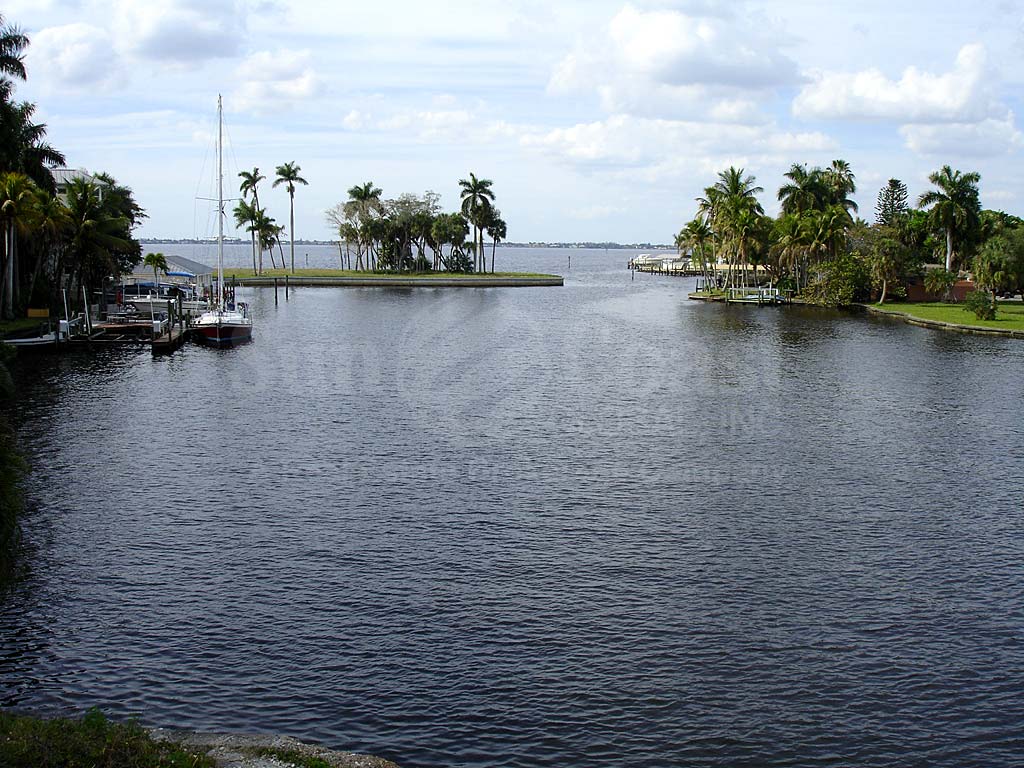 Fort Myers Mcgregor North Area View of River